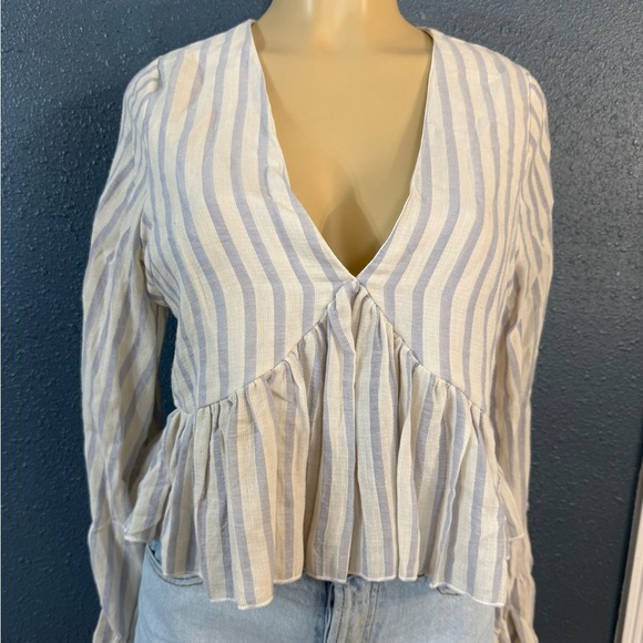 Altar'd State White Peplum V-Neck Blouse - Picture 2 of 4